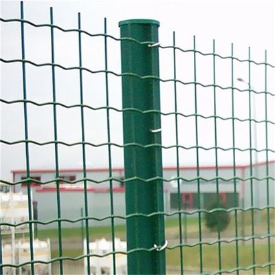Euro Outdoor Garden PVC-Coated Welded Wire Mesh Roll Pagar Hitam Hijau untuk Membengkokkan Pemotongan Steel Wire Mesh