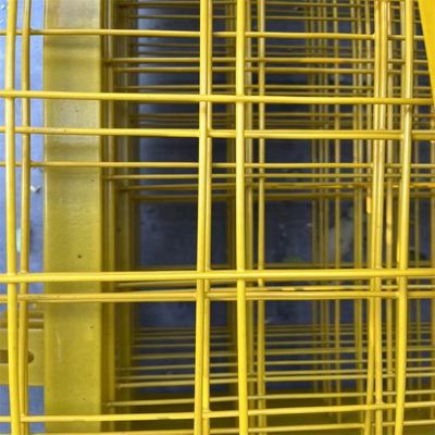 BWG 4-24 Kawat Besi PVC Panel Wire Mesh Las Lubang persegi Untuk Melindungi