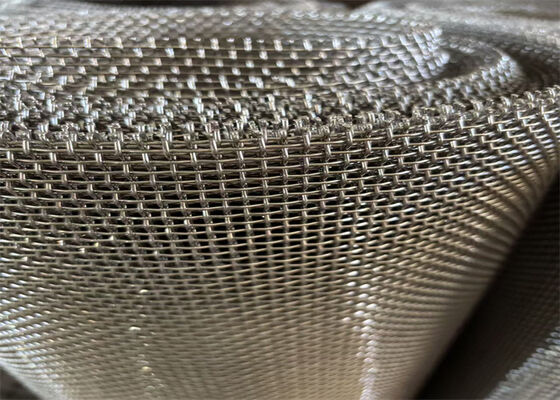 Panas tahan 310S stainless steel Crimped Wire Mesh dengan 2×2mm 4×4mm 5×5mm lubang untuk aplikasi tungku suhu tinggi