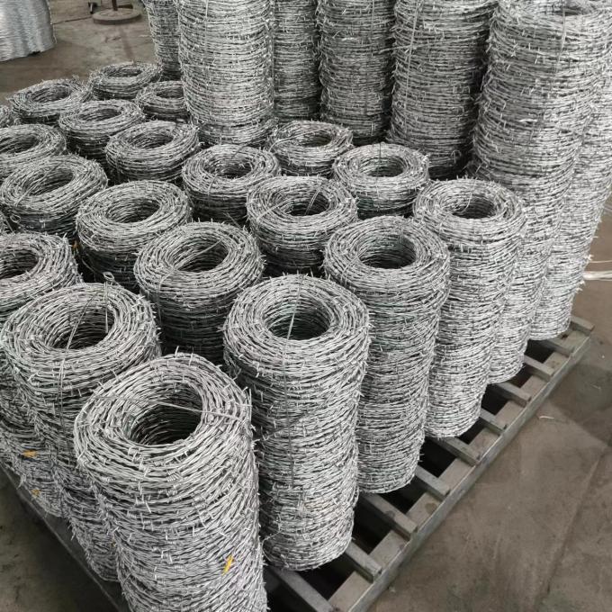 Tahan karat Hot Galvanized Razor Wire 2.5mm Concertina Wire Mesh 8