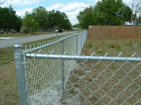 100ft 50ft 8ft 6 ft Galvanized Chain Link Fence Rolls 2.0mm Cyclone Mesh Fencing 5
